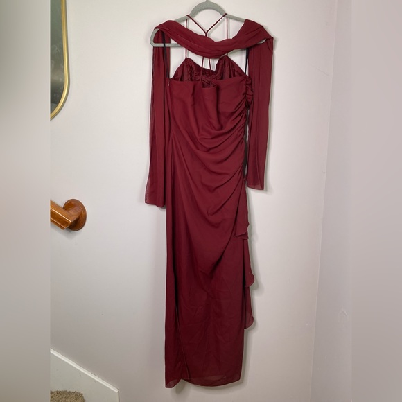Women’s Ruffle Sleeveless Night Scene 90s Burgundy Prom Dress with shawl - Picture 5 of 9
